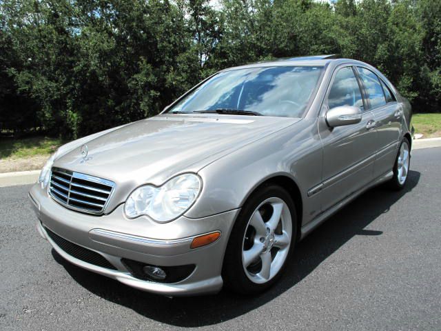 Mercedes-Benz C-Class 2006 photo 5