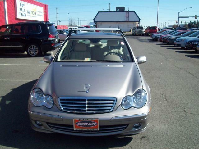 Mercedes-Benz C-Class 2006 photo 3