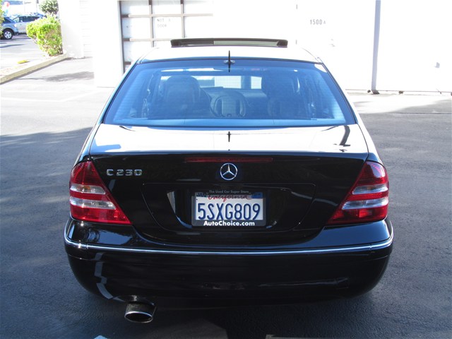 Mercedes-Benz C-Class 2006 photo 5