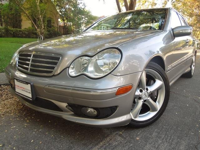 Mercedes-Benz C-Class 2006 photo 4