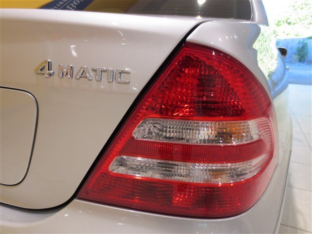 Mercedes-Benz C-Class 2006 photo 5