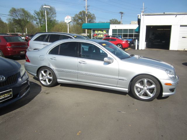 Mercedes-Benz C-Class 2006 photo 10