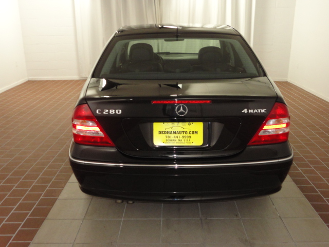 Mercedes-Benz C-Class 2006 photo 4