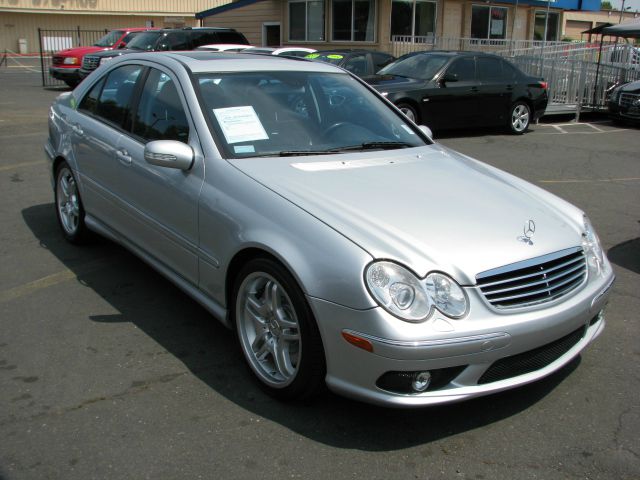 Mercedes-Benz C-Class 2006 photo 1