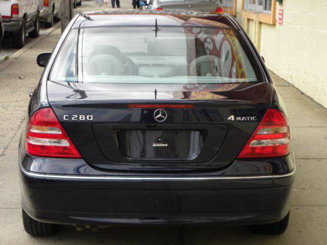 Mercedes-Benz C-Class 2006 photo 4