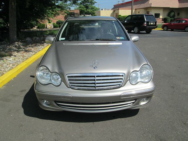 Mercedes-Benz C-Class 2006 photo 1