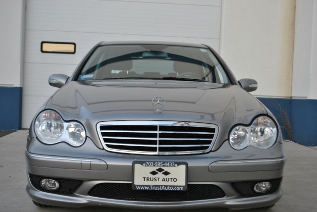 Mercedes-Benz C-Class 2006 photo 3