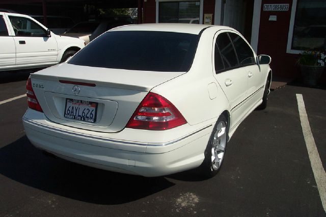 Mercedes-Benz C-Class 2007 photo 4