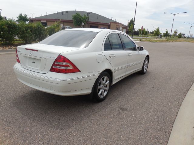 Mercedes-Benz C-Class 2007 photo 3