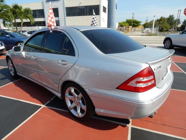 Mercedes-Benz C-Class V8 - AWD Sedan