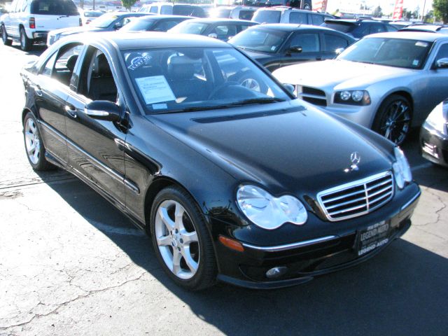 Mercedes-Benz C-Class 2007 photo 2