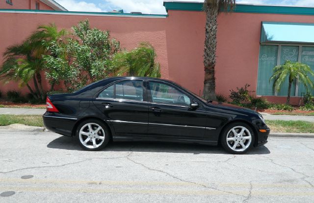 Mercedes-Benz C-Class 2007 photo 21