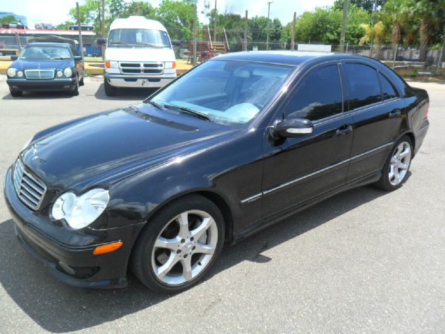 Mercedes-Benz C-Class 2007 photo 3