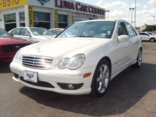 Mercedes-Benz C-Class 2007 photo 3