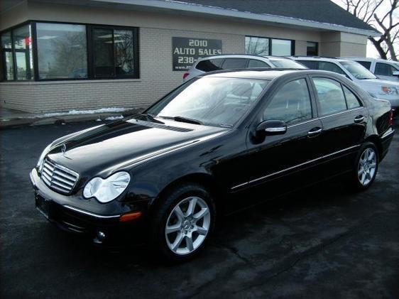 Mercedes-Benz C-Class 2007 photo 2