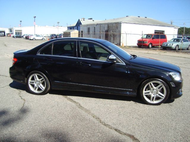 Mercedes-Benz C-Class 2008 photo 12