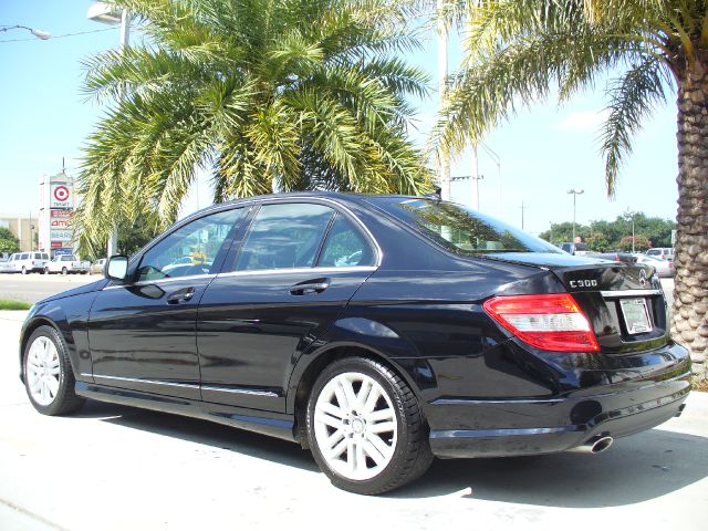 Mercedes-Benz C-Class 2008 photo 1