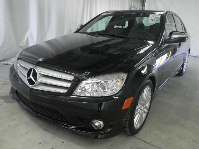 Mercedes-Benz C-Class 2008 photo 2