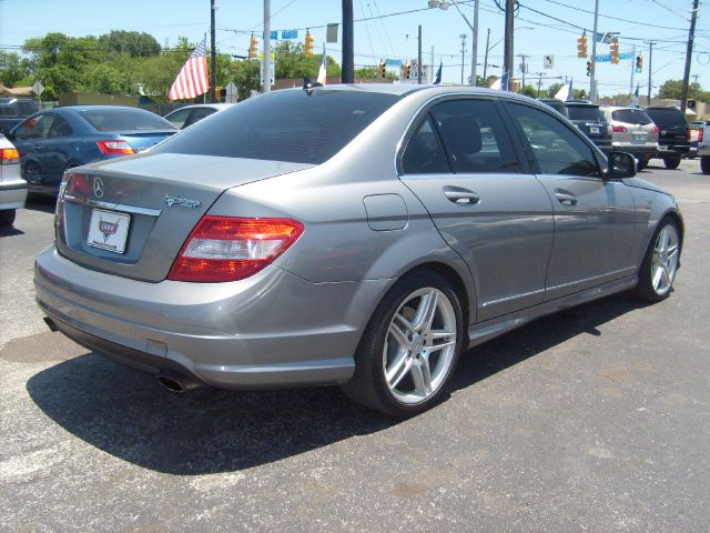 Mercedes-Benz C-Class 2008 photo 12