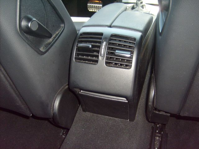 Mercedes-Benz C-Class 2008 photo 18