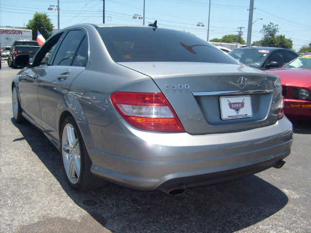 Mercedes-Benz C-Class 2008 photo 34