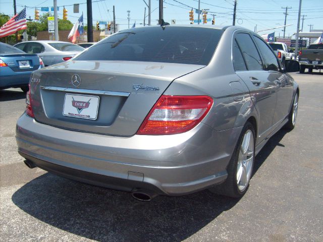 Mercedes-Benz C-Class 2008 photo 9