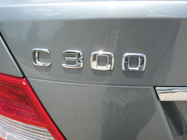 Mercedes-Benz C-Class 2008 photo 2