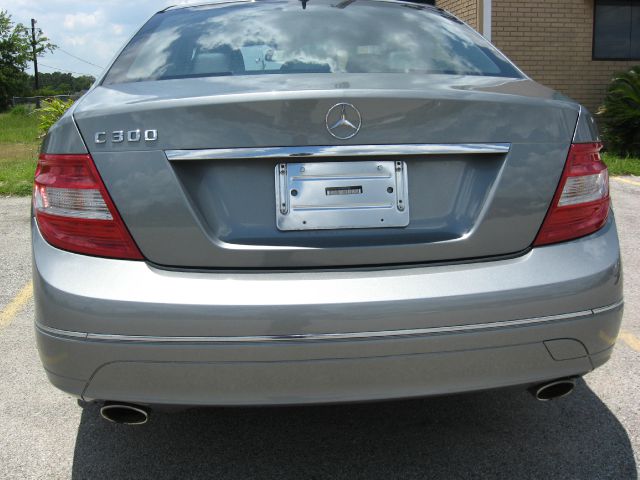 Mercedes-Benz C-Class 2008 photo 23