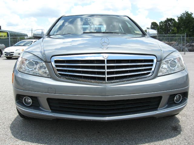 Mercedes-Benz C-Class 2008 photo 24