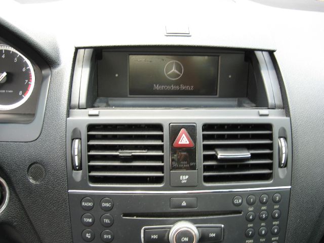 Mercedes-Benz C-Class 2008 photo 37