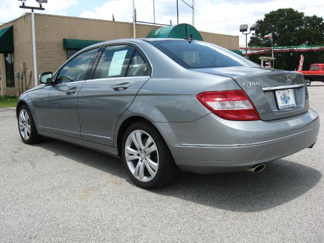 Mercedes-Benz C-Class 2008 photo 40