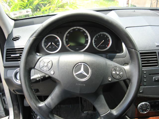 Mercedes-Benz C-Class 2008 photo 6