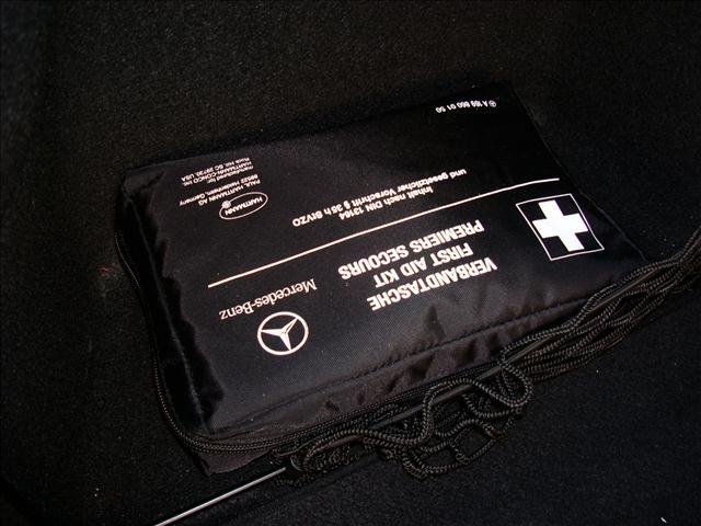 Mercedes-Benz C-Class 2008 photo 26