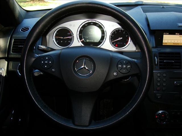 Mercedes-Benz C-Class 2008 photo 3