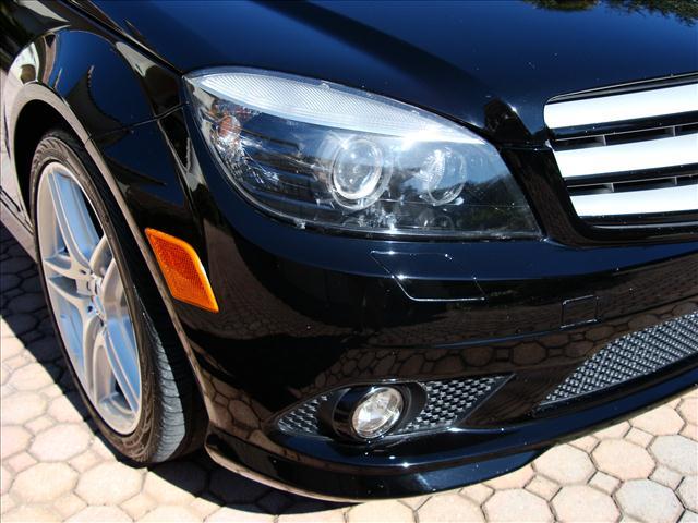 Mercedes-Benz C-Class 2008 photo 30