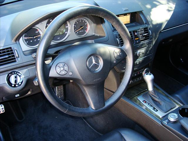 Mercedes-Benz C-Class 2008 photo 49