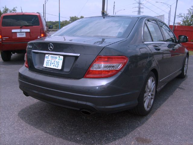 Mercedes-Benz C-Class 2008 photo 18