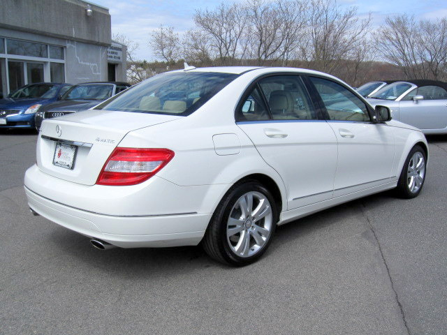 Mercedes-Benz C-Class 2WD Crew Cab 143.5 LTZ Sedan