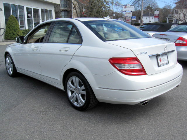 Mercedes-Benz C-Class 2008 photo 1