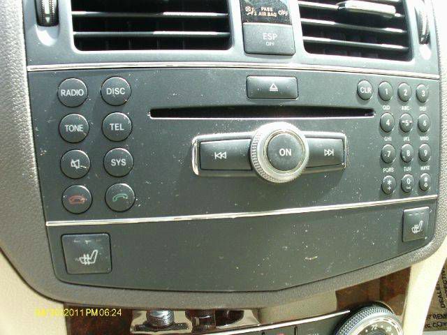 Mercedes-Benz C-Class 2009 photo 10