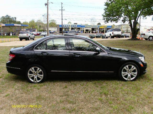 Mercedes-Benz C-Class 2009 photo 14