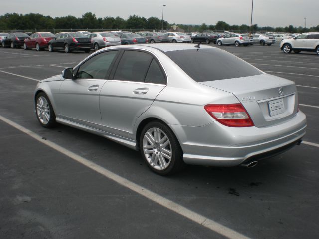 Mercedes-Benz C-Class 2009 photo 3