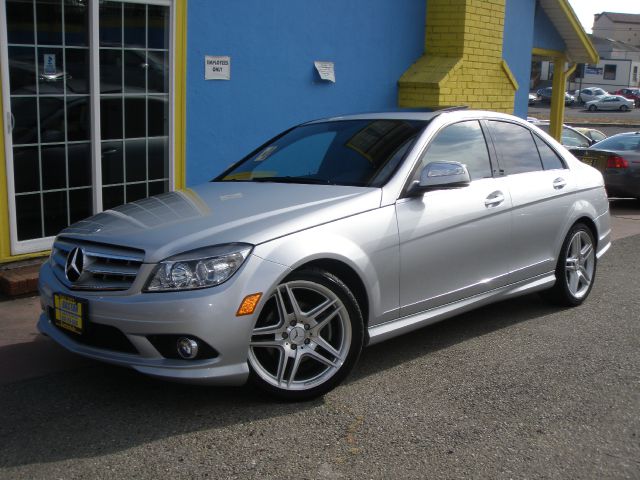 Mercedes-Benz C-Class 2009 photo 3