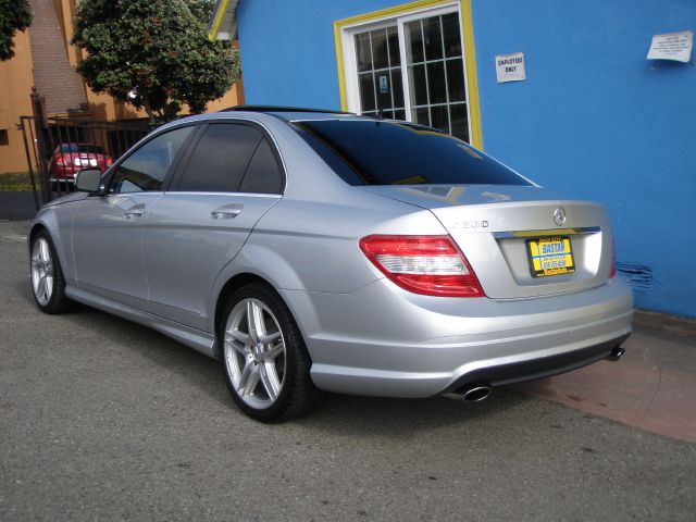 Mercedes-Benz C-Class 2009 photo 4