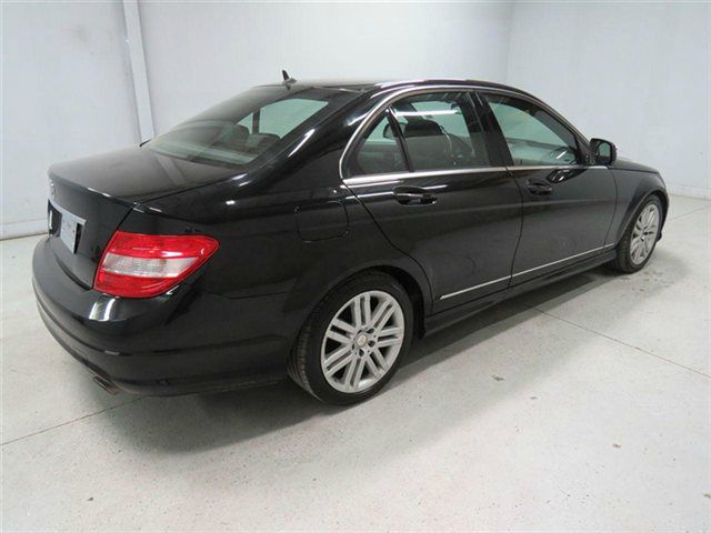 Mercedes-Benz C-Class 2009 photo 18