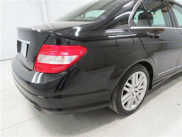 Mercedes-Benz C-Class 2009 photo 8