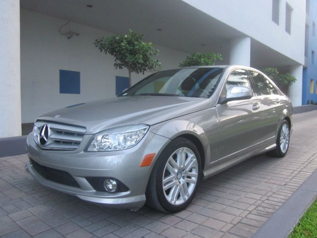 Mercedes-Benz C-Class 2009 photo 1