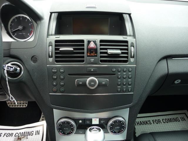 Mercedes-Benz C-Class 2009 photo 8