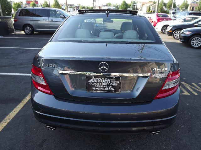 Mercedes-Benz C-Class 2009 photo 26