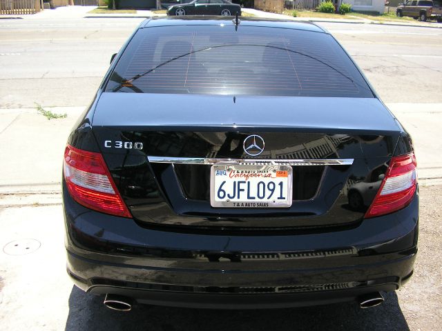 Mercedes-Benz C-Class 2009 photo 12